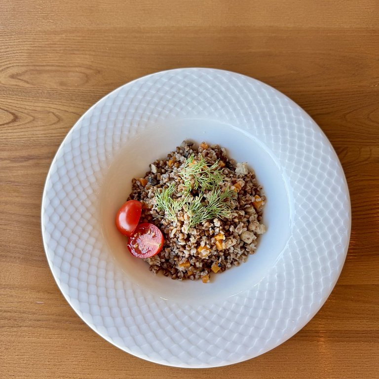 Б Гречетто с куриной грудкой и грибами